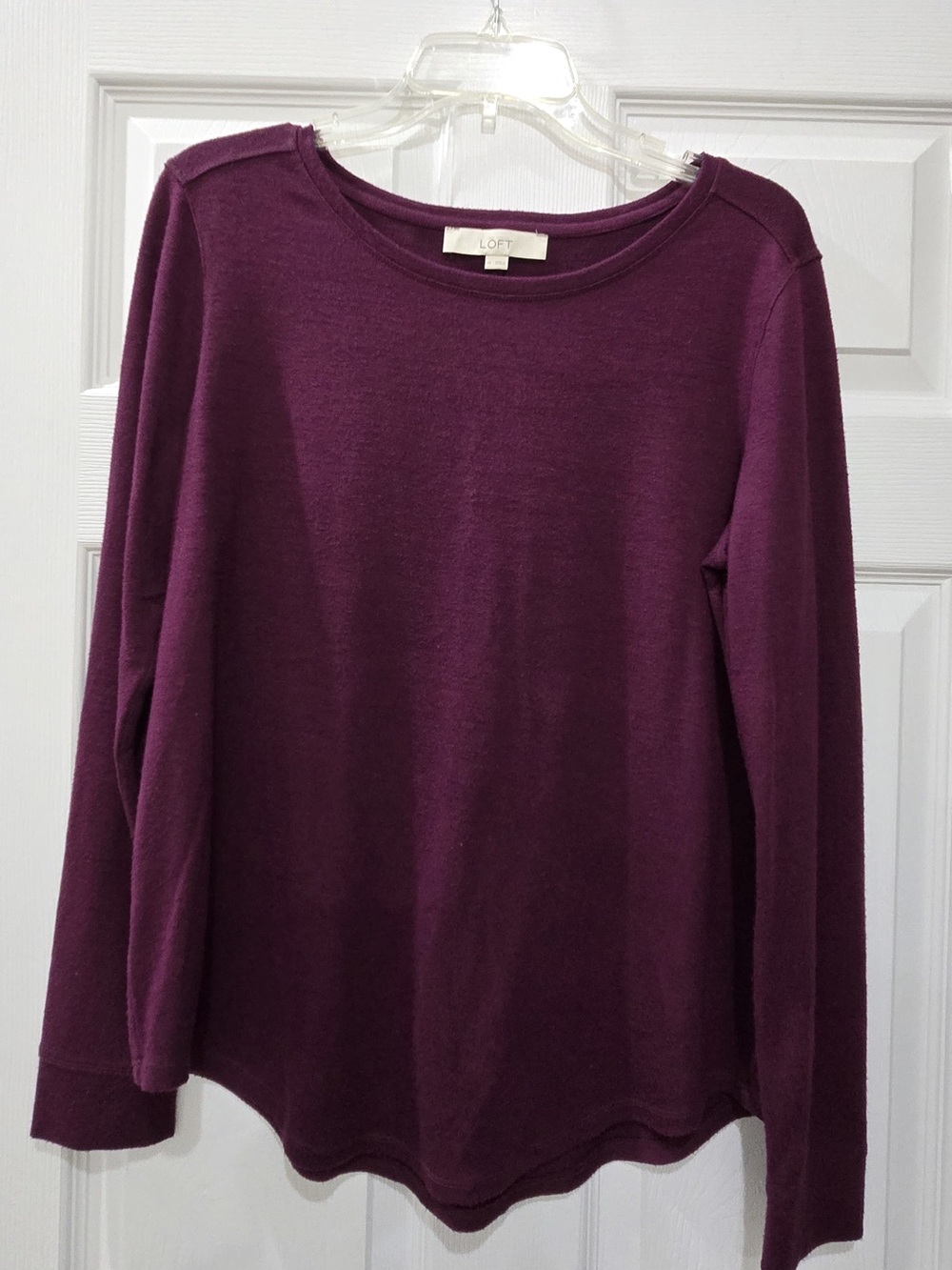 LOFT Long-Sleeve Crewneck Top in Plum Berry Size M